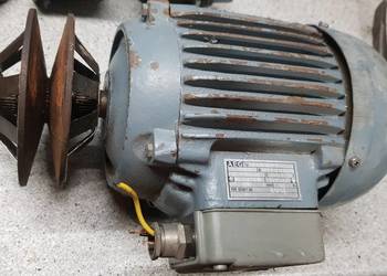 Silnik elektryczny AEG 370 W z wariatorem