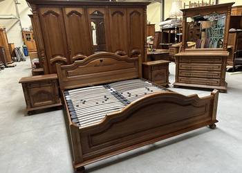 Dębowa sypialnia łóżko 180cm szafki komoda szafa stelaż lustro