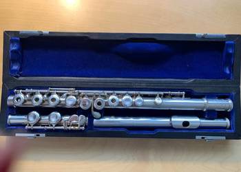 Instrument Flet Flet Miyazawa w etui, japoński instrument muzyczny