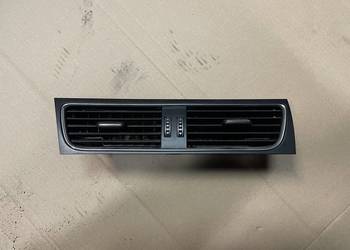 Kratka nawiewu konsoli 8T1820951D audi a5 8T a4 b8