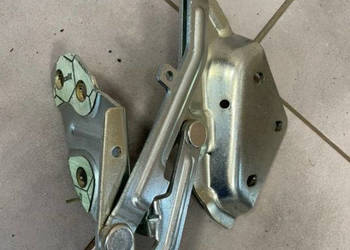 Volkswagen Touareq 7L6 zawias maski prawy