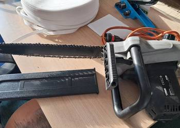 Piła łańcuchowa elektryczna.