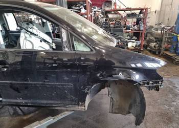 ĆWIARTKA PRAWA PRZÓD VOLKSWAGEN TOURAN LC9X