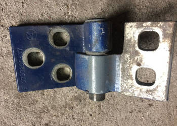 Zawias Drzwi Mercedes Atego Axor 9737200837 Prawy