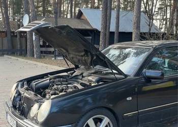 Mercedes E240 v6 w210