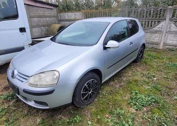 Volkswagen Golf V 1,4 benzyna 2004 bez wkładu