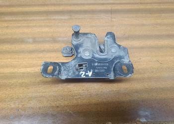 Zamek Maski 8D0 823 509 C Audi A4 B5 FL (a-2)