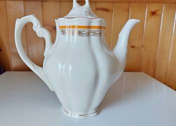 porcelanowy dzbanek Chodzież, porcelana, beżowy, wysoki