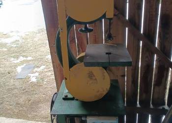 Piła taśmowa do drewna stolarska