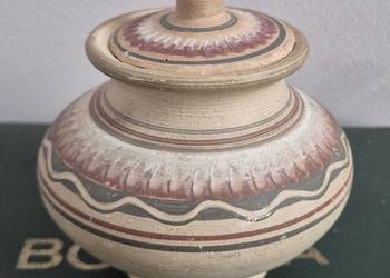 Garnuszek  ceramiczny z pokrywką ludowy wzór PRL