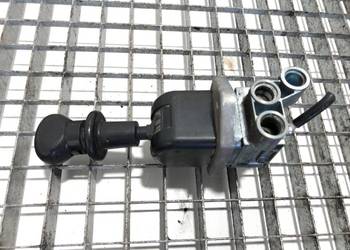 ZAWÓR HAMULCA RĘCZNEGO RENAULT TRUCKS MIDLUM 9617230360 MECHANIZM