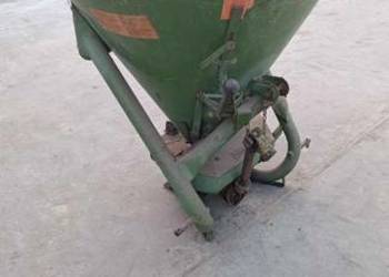 Rozsiewacz nawozów amazone ek 300 lejek