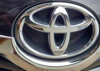 TOYOTA VERSO 09-13r Znaczek emblemat