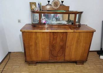 Kredens dębowy w bardzo dobrym stanie