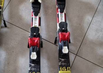 Używane w dobrym stanie narty Atomic