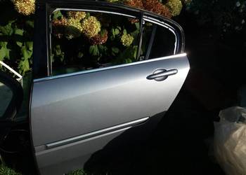 Drzwi lewy tył Renault Laguna III 07r. Drzwi lewy tył Renault Laguna III 07r.