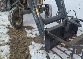 Sprzedam ładowacz czołowy