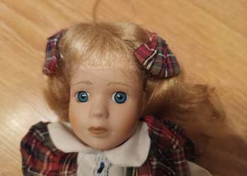 Kolekcjonerska lalka - dziewczynka blond długie włosy
