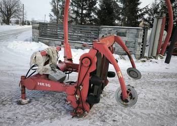 Owijarka samozaładowcza Lely