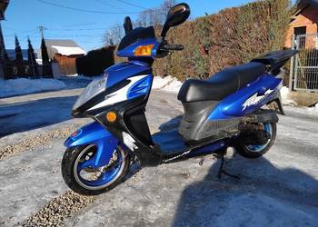 Duży skuter 50 zarejestrowany aktualne oc i przegląd