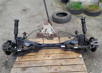 KOMPLETNE TYLNE ZAWIESZENIE HYUNDAI IX 35