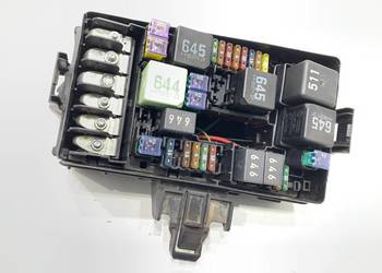 SKRZYNKA BEZPIECZNIKÓW VW GOLF VII Kombi 1.6 115KM MODUŁ