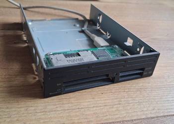 Czytnik kart pamięci wewnętrzny Sony MRW620