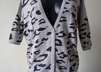 Sweter w panterkę