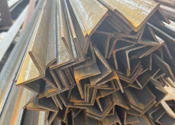 Kątowniki  hutnicze i zimnogięte  przy większych ilościach  rabaty