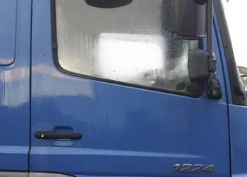 Schodki nadkole Stopnie Mercedes Atego 2
