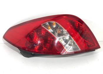 LAMPA PRAWY TYŁ HYUNDAI i20 92402-1J000 Hatchback ŚWIATŁO TYLNA, PRAWA