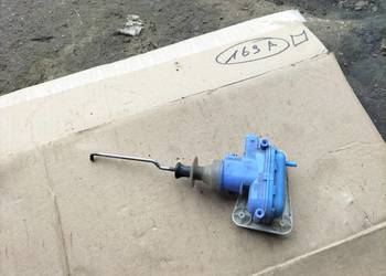 Audi 80 B4  893862153C Siłownik zamka