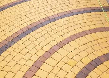 Mycie kostki brukowej