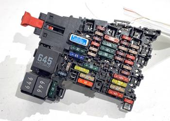 SKRZYNKA BEZPIECZNIKÓW VW TOURAN 5Q0937615C Minivan 1.8 180KM MODUŁ