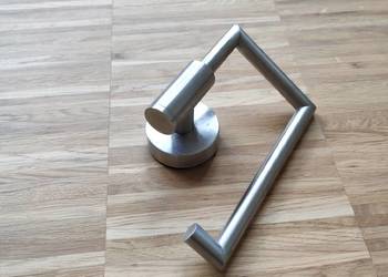 Uchwyt na papier toaletowy