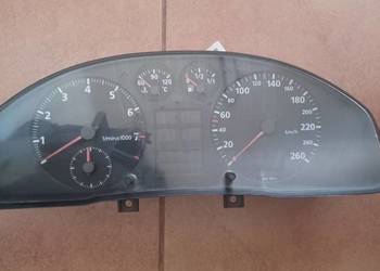 AUDI A4 S4 B5 8D LICZNIK 8D9919033C