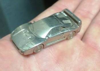 Breloczek Ferrari limitowana edycja do negocjacji