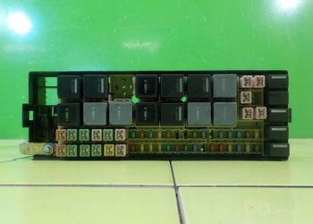 RANGE ROVER SPORT I LIFT 3.6 TDV8 10r skrzynka bezpiecznikow AH32-14290-AXB