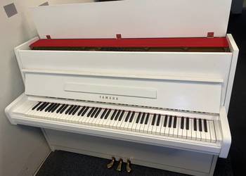 Używane pianino Yamaha białe transport
