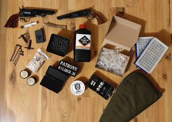 Zestaw czarnoprochowy.