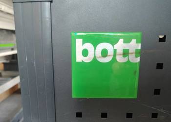 Bott regał zabudowa warsztatowa do busa