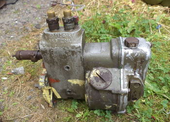 Pompa wtryskowa ursus  c-325 C-338 C-330 c325 C338 C330