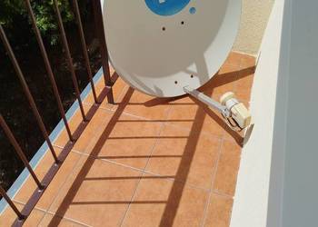 Antena satelitarna