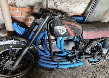 Kompletna WSK 125 z papierami do poskładania