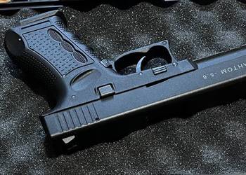 Pistolet hukowy Phantom 5,6