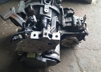 Skrzynia biegów Vw Caddy III  GQR 1,9 TDI 5 biegów