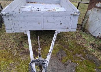 Przyczepka jedno osiowa  solidna konstrukcja