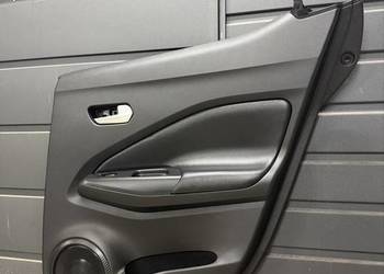 Sprzedam poszycie drzwi tylnych od strony pasażer Nissan juke 2023