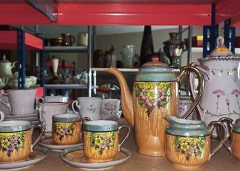 Serwis Made in Japan. Porcelana opalizowana. Złocona