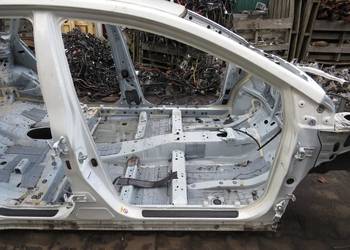 PRÓG SŁUPEK PRAWY BOK 040 AVENSIS T27 T29 KOMBI
